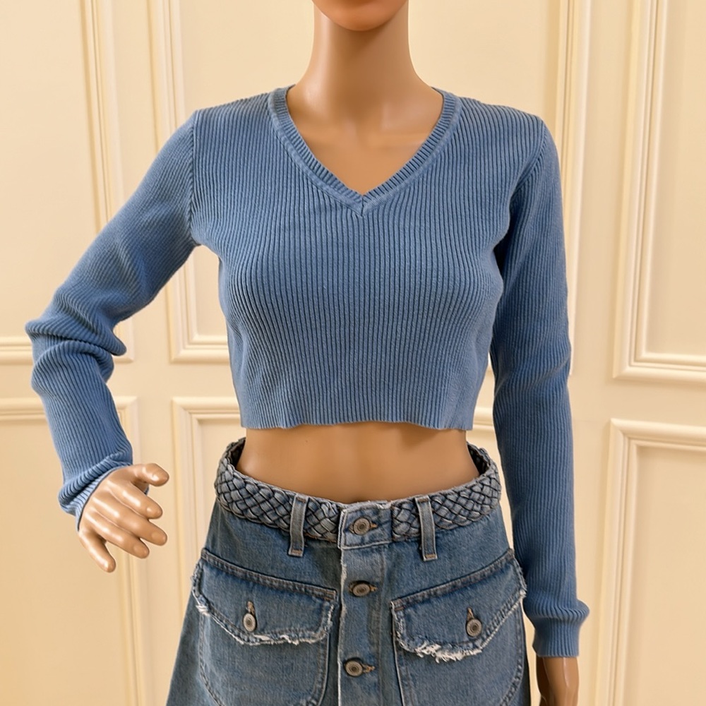 Brandy Melville V Top - Picture 1 of 5
